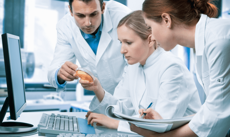 How to prepare your baby for a visit to a medical laboratory