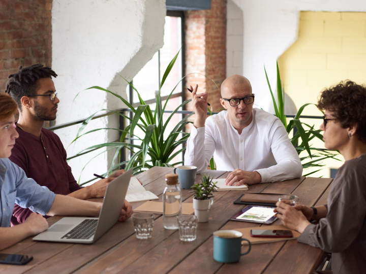 Successfully Selling Products Online Through Consulting