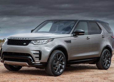 Future Land Rovers might let you watch 3D movies Future Land Rovers might let you watch 3D movies
