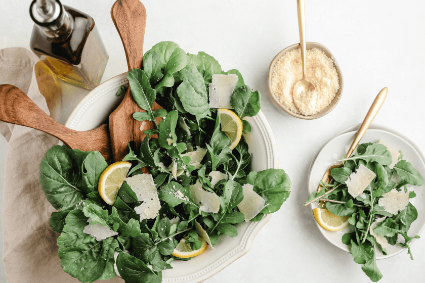 Salad with Dried Tomatoes