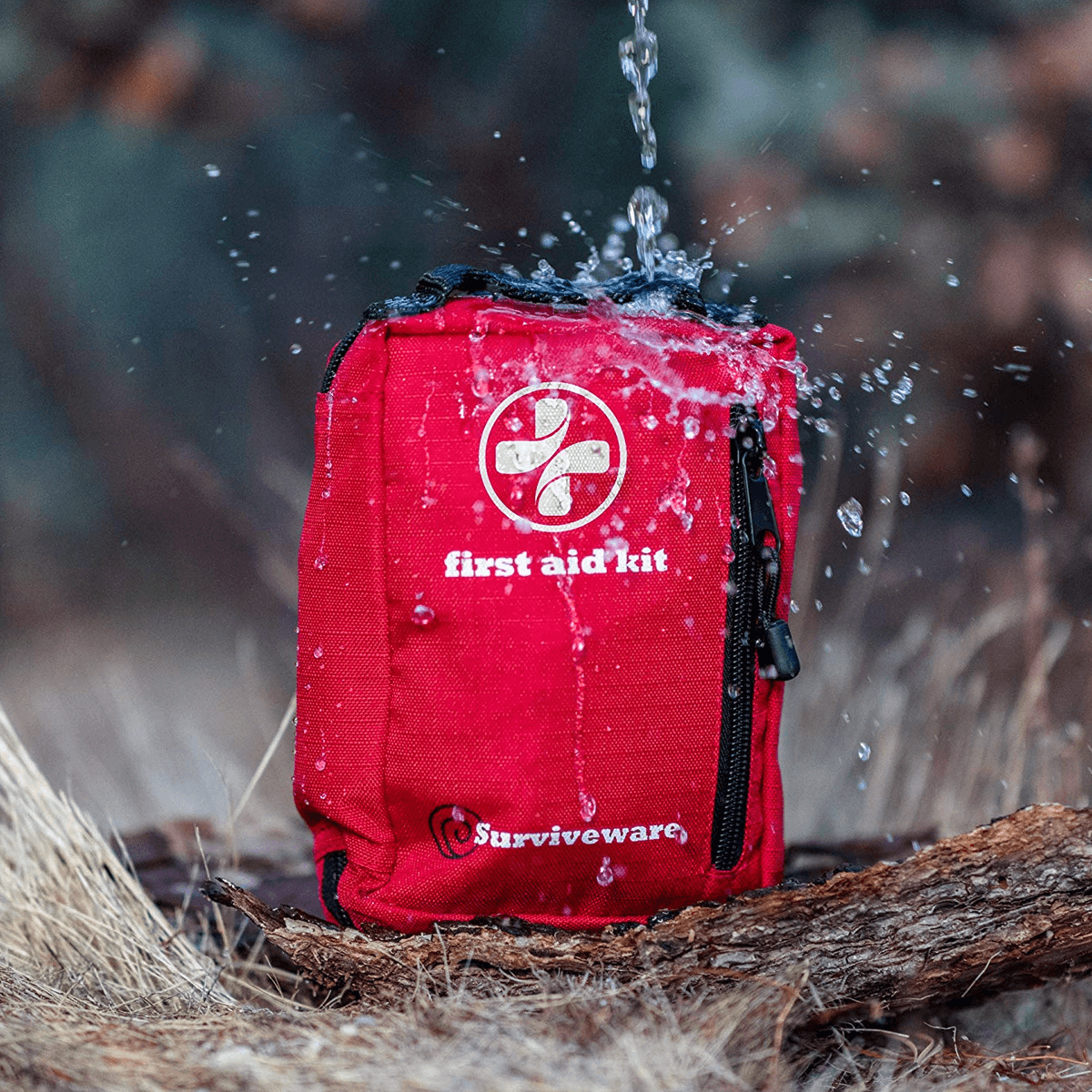 Surviveware Small First Aid Kit (6) Surviveware Small First Aid Kit (6)