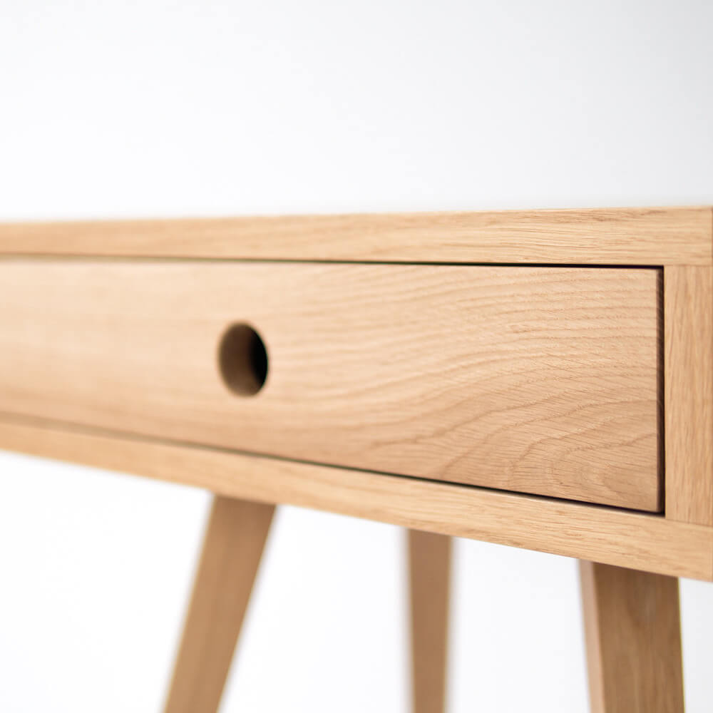 Night-stand-bedside-table-2.jpg