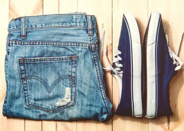 How to Wear Cropped Jeans