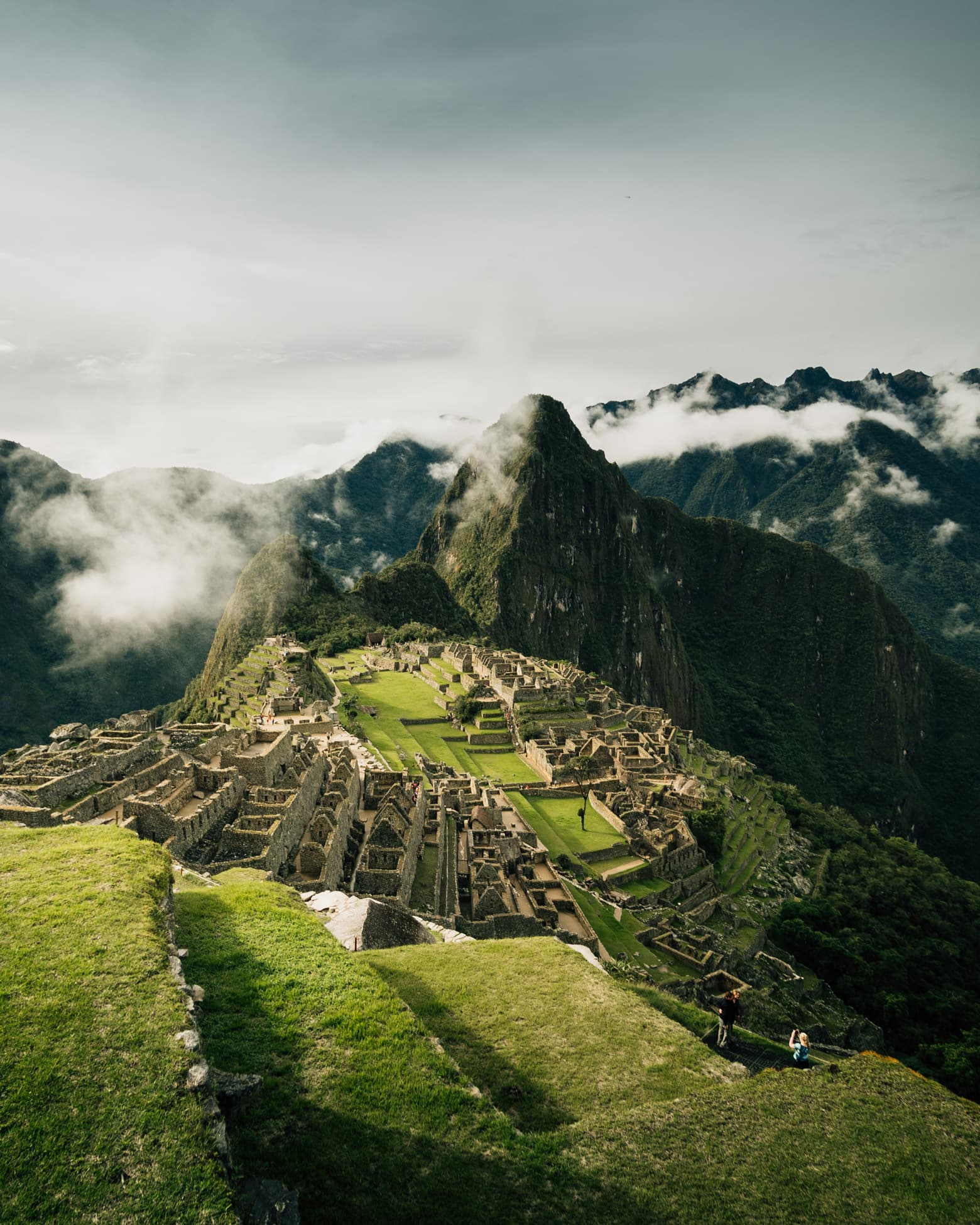 eduardo-flores-759719-unsplash