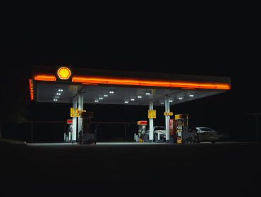Shell reports the highest profits in 115 years-min